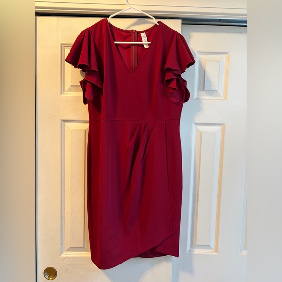 Chic Asymmetrical Burgundy Dress - Picture 2 of 4